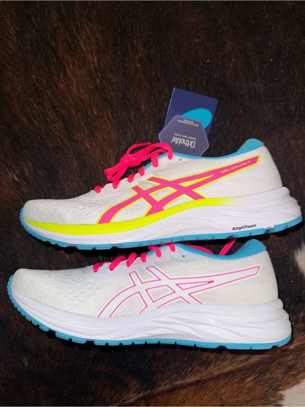 Asics White Running Sneakers with Pink Laces and Blue Collar - Picture 2 of 4